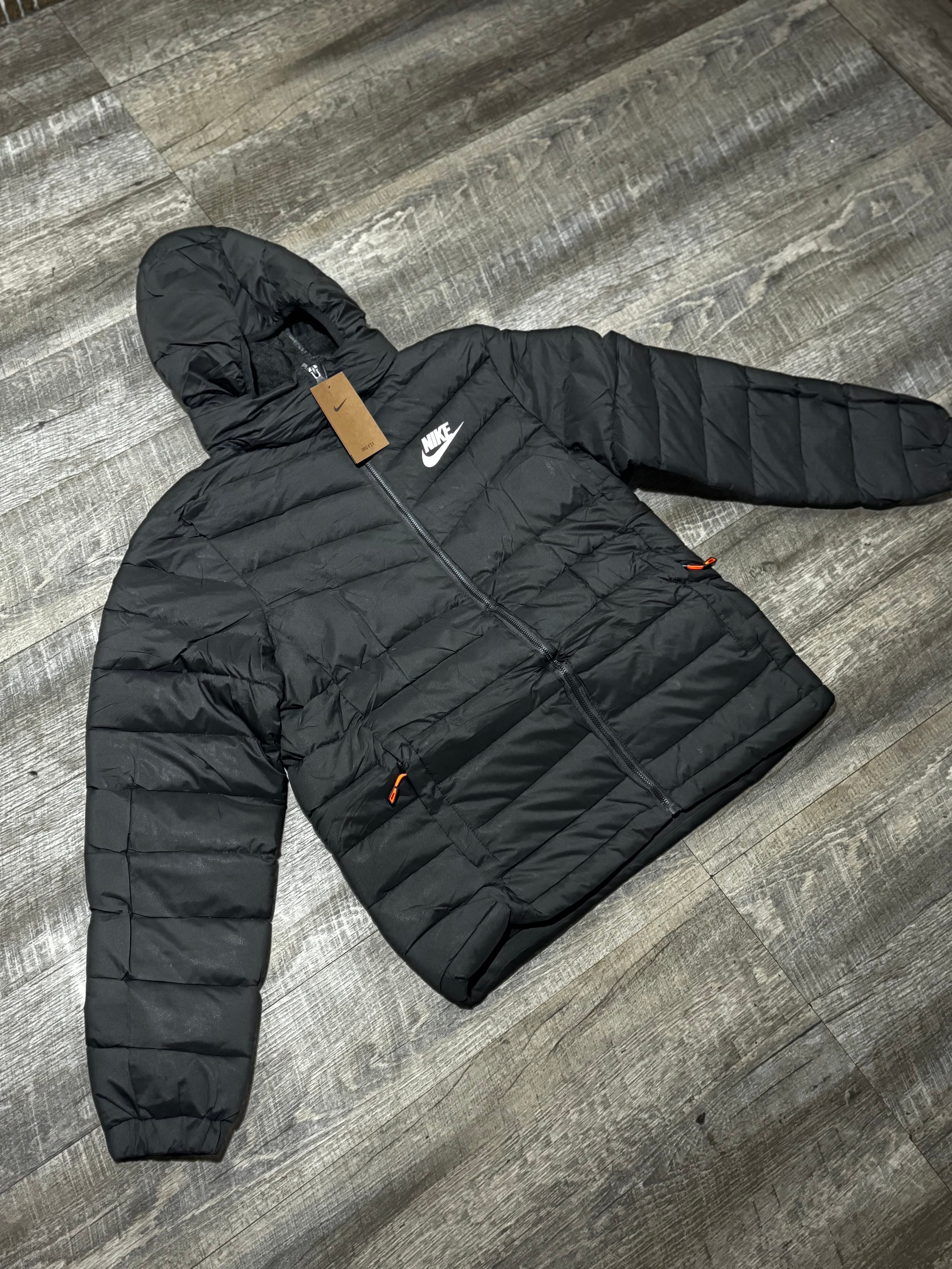 Campera Nike Impermeable