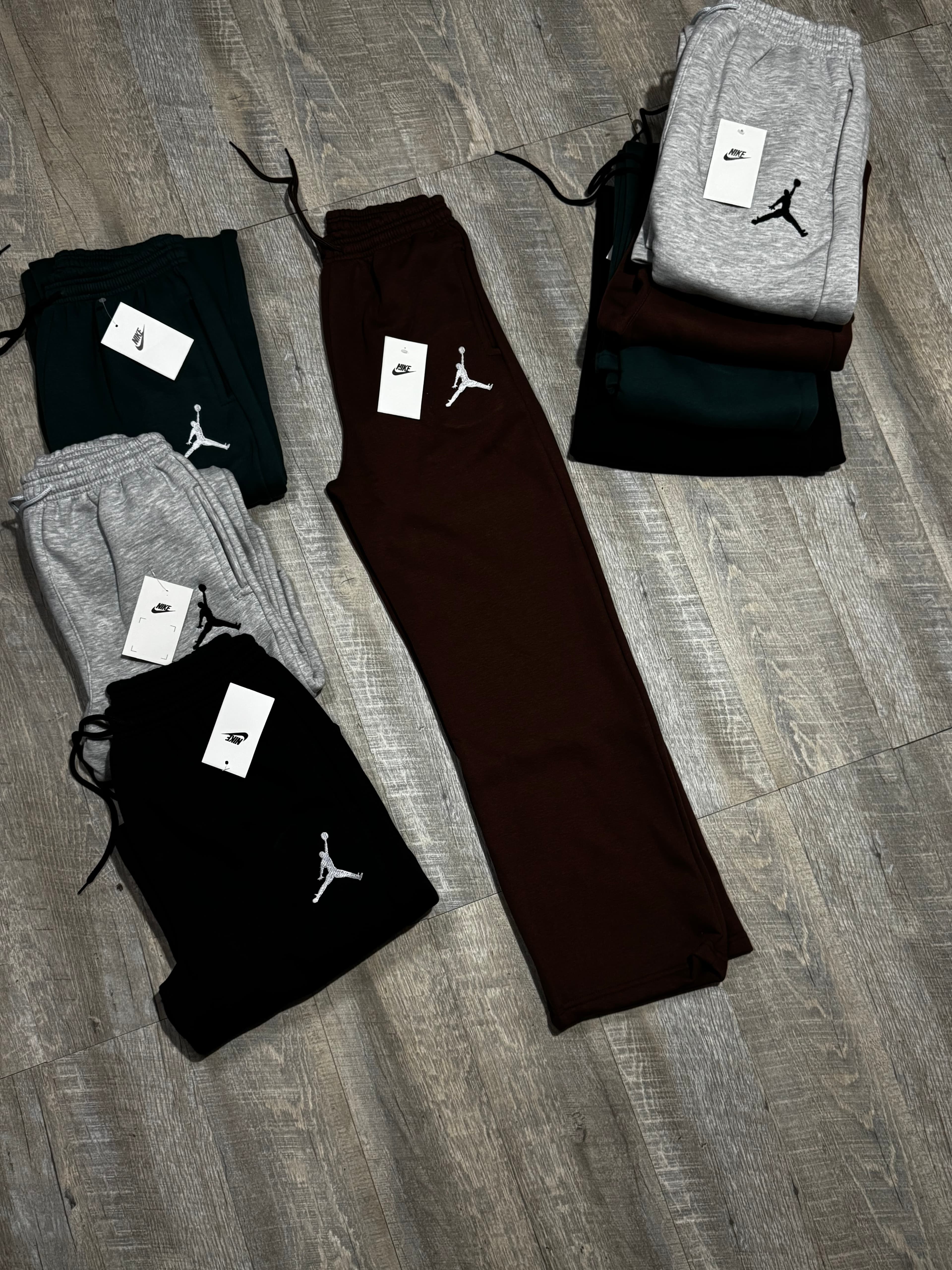 Baggys Jordan Básico