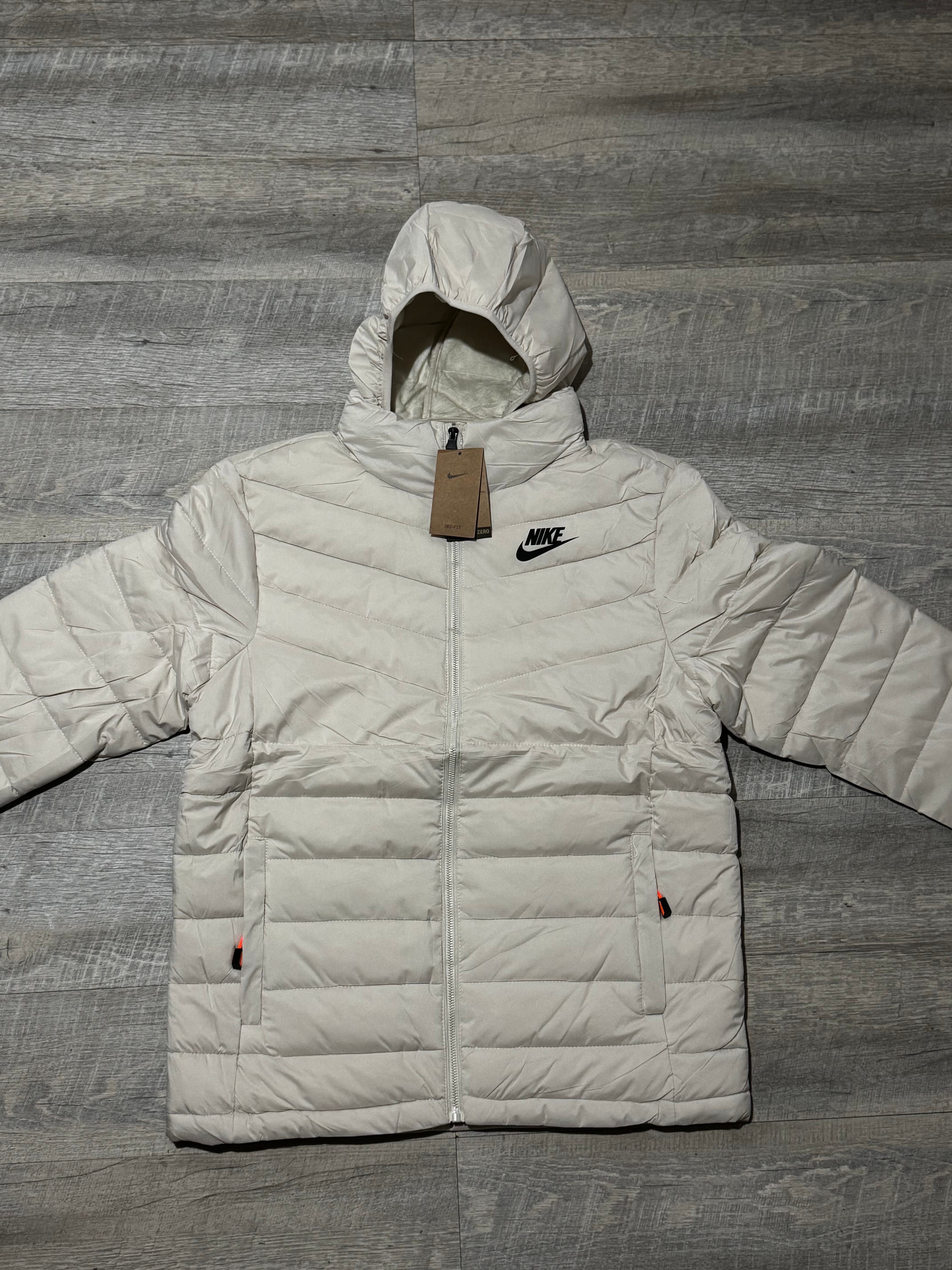 Campera Nike Impermeable